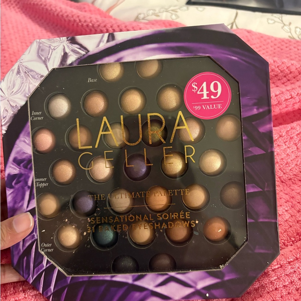 Laura Geller Ultimate Palette with 31 Baked Eyeshadows